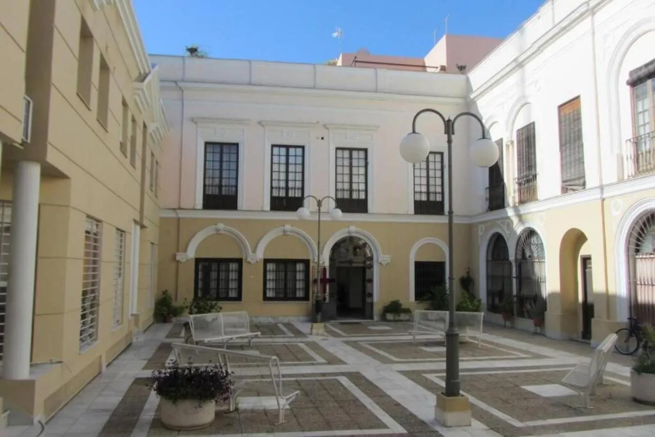 Palacio Caballeros. Parking/Wifi جيريز 0*,  إسبانيا